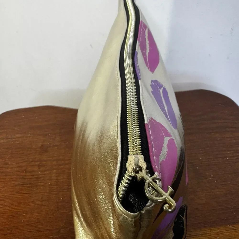 JUICY COUTURE Pyramid Beauty Bag Logo Lips 💋 Makeup Cosmetic Indie Glam Y2K